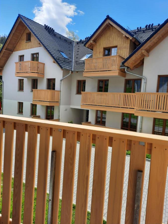 Apartment Krysztal A10, Garaz *